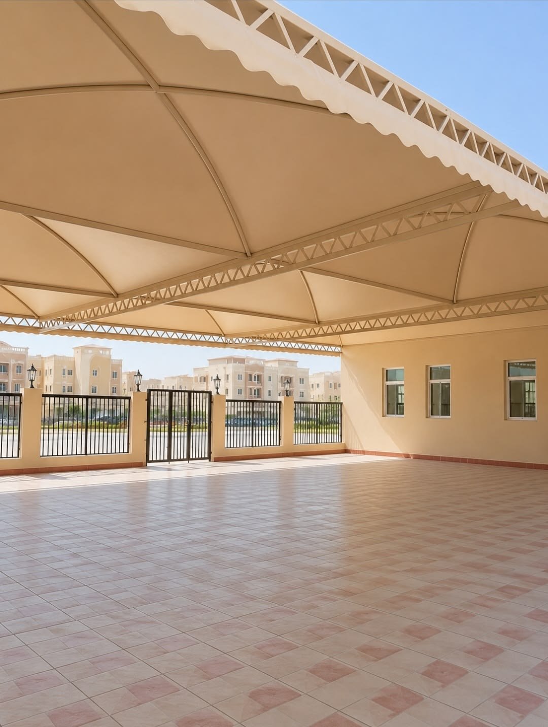 تساعد مظلات السيارات على حماية المركبات من أشعة الشمس والعوامل الجوية، كما يمكن أن تضيف مظهرًا مرتبًا إلى مواقف المنازل والفلل والمنشآت…